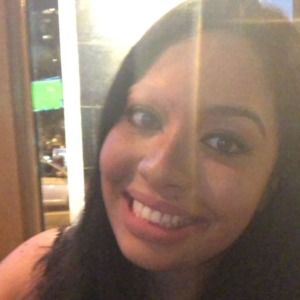 Meet your Posher, Leslie